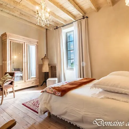 Апартаменты Cosy A La Campagne